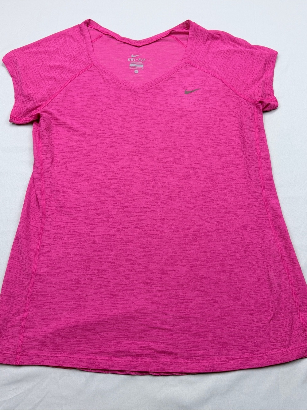 Nike Women’s Dri-FIT Short Sleeve V-Neck Tee - Hot Pink semi sheer